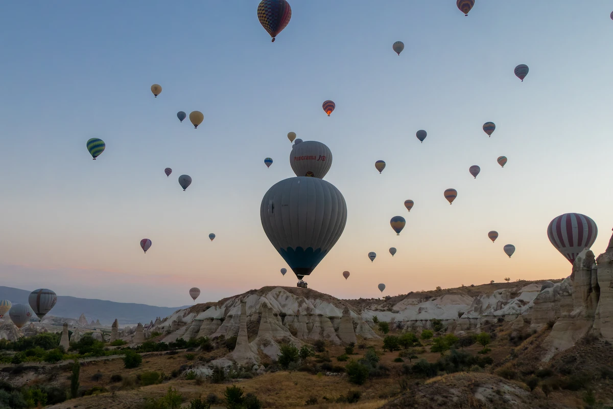 paysage montgolfière cappadoce
